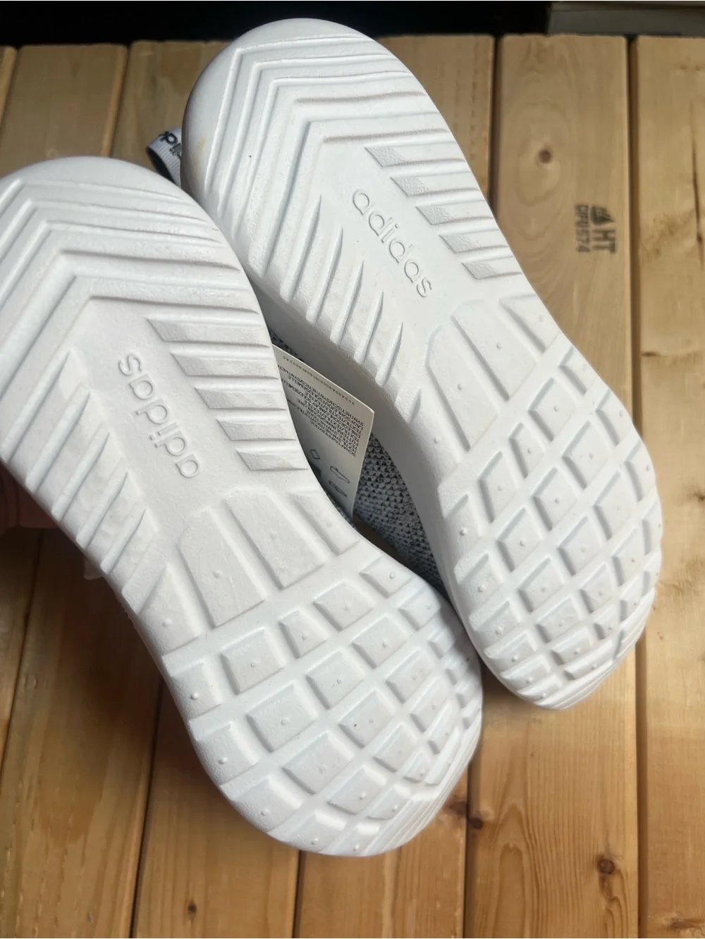 adidas box included